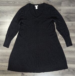 Elegant Black V-Neck Dress